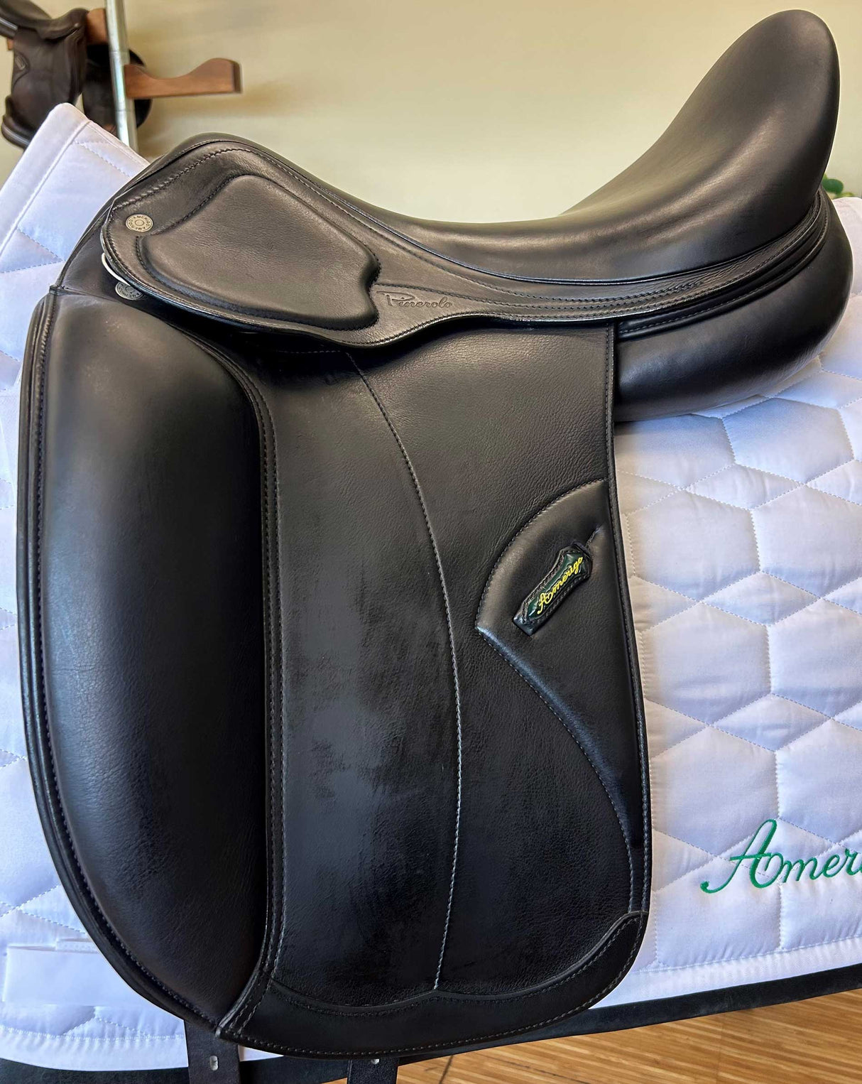 Amerigo HC Dressage - 175N016940321