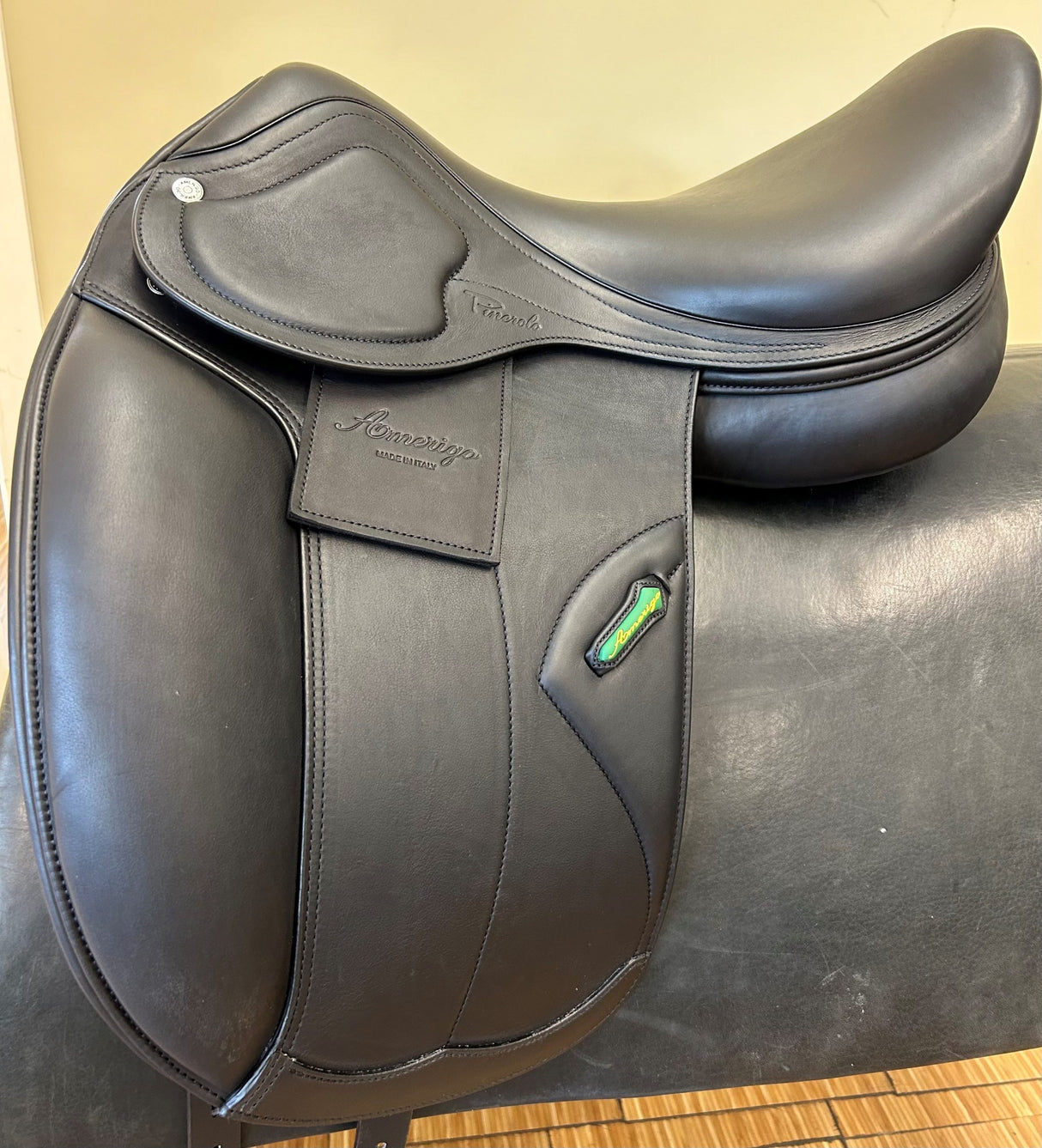 Amerigo Classic Dressage 17.5" Pinerolo, New - 175N002130224