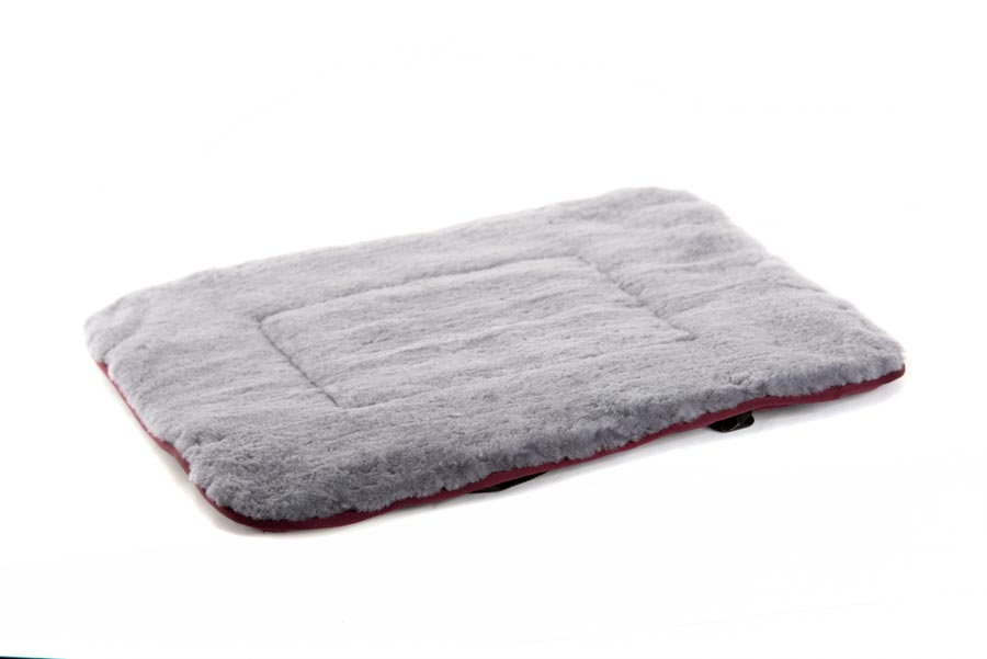 Mattes Dog Bed, Version 1 with 30mm Sheepskin Loft